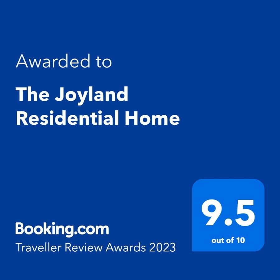 The Joyland Residential Home Ромси Экстерьер фото